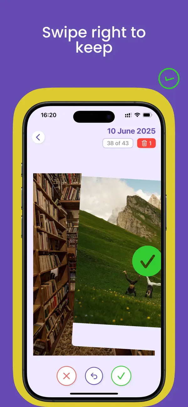 Swipe right to keep a photo in FlickClean